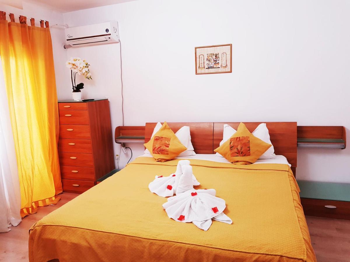 Pensiunea Red Rose Apartments Temeşvar Dış mekan fotoğraf