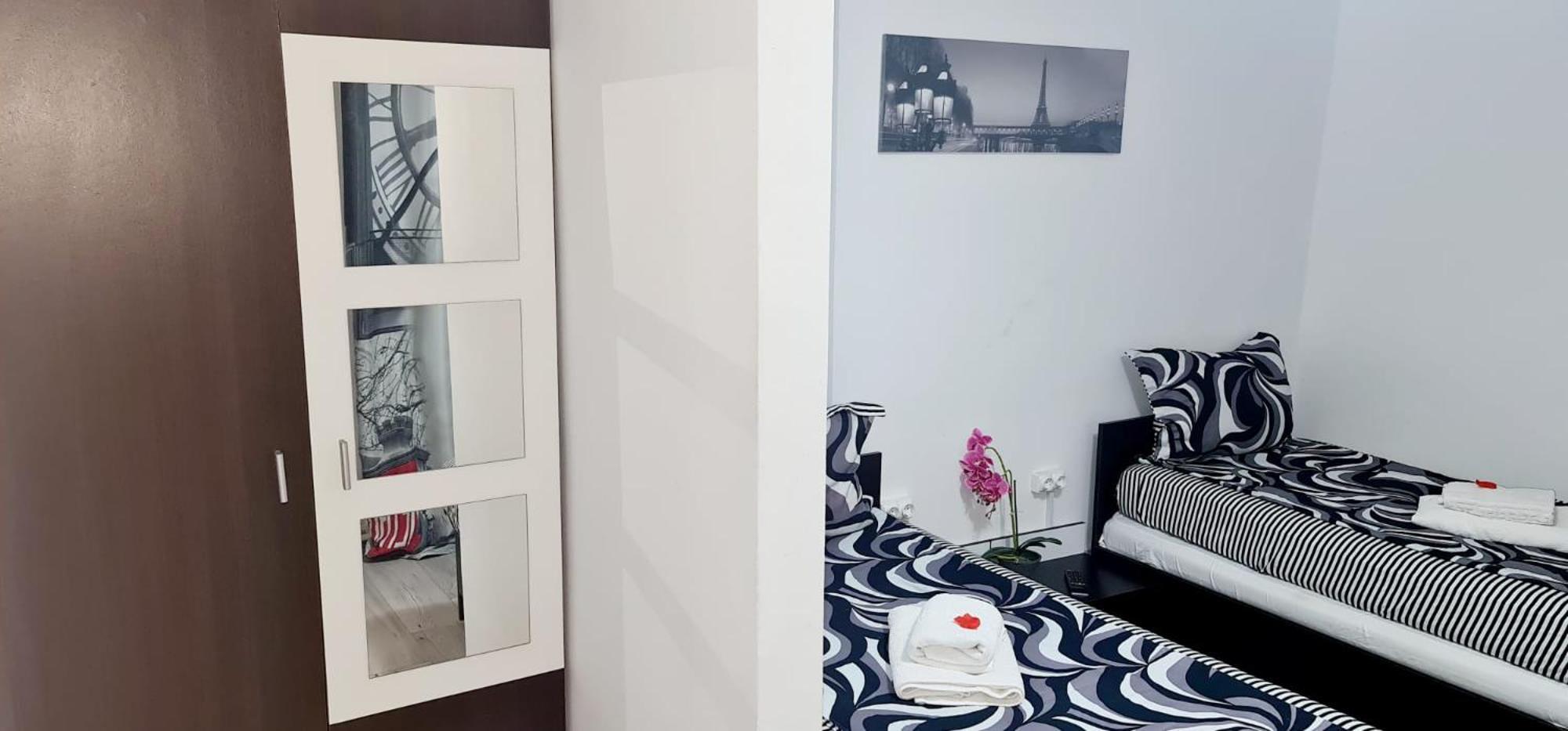 Pensiunea Red Rose Apartments Temeşvar Dış mekan fotoğraf